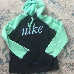 Nike therma-fit neon sweatshirt